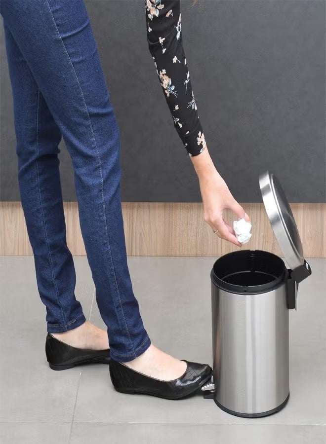 8 Litre Stainless Steel Step Bin - Image 4