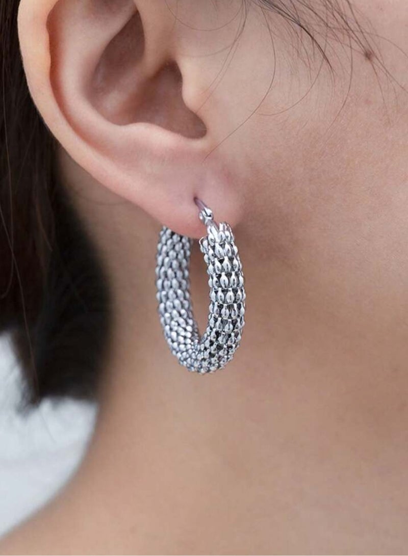 إيكوال حلق اذن نسائي دائري من الاستانلس ستيل أنيق باللون الفضي - Image 1