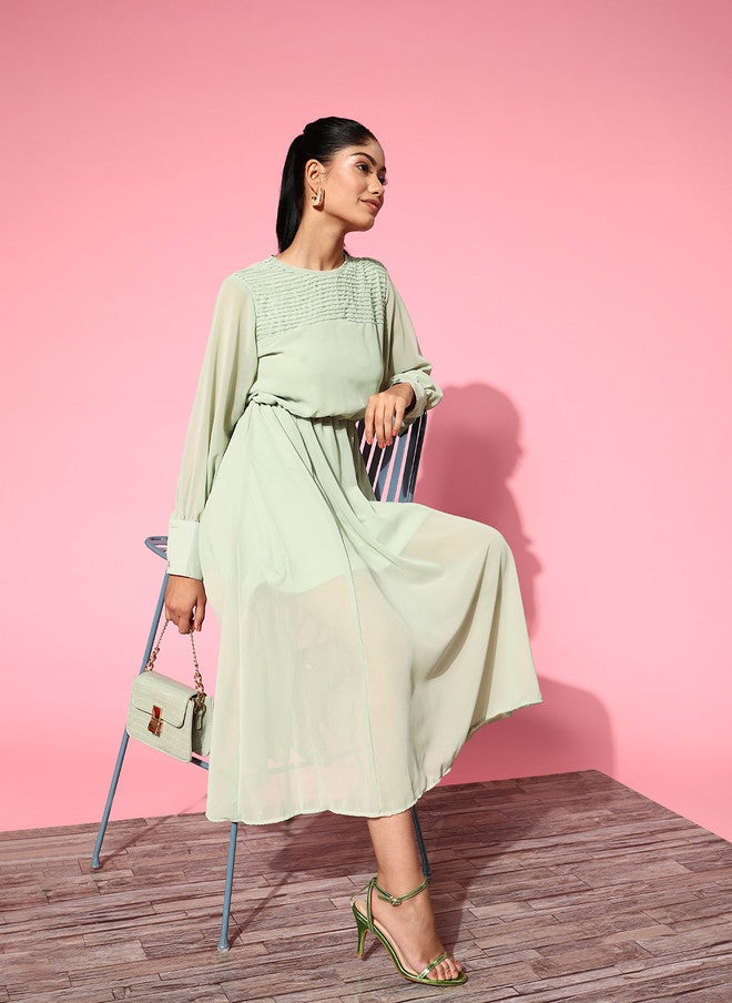 PlusS Green Solid Midi Dress for Women - Image 1