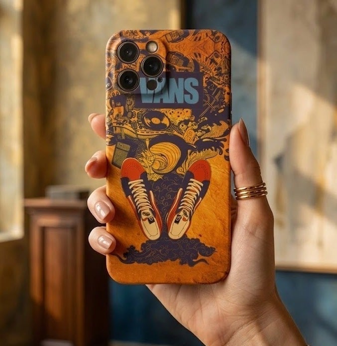 فانز جراب هاتف بتصميم فن الشارع مستوحى من أحذية Vans لهاتف  Iphone 12 Pro - غطاء بتصميم أحذية رياضية رائعة - Image 3