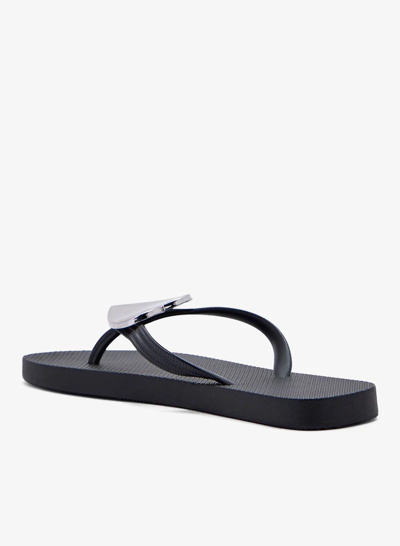 جينجر شبشب بتصميم قلب