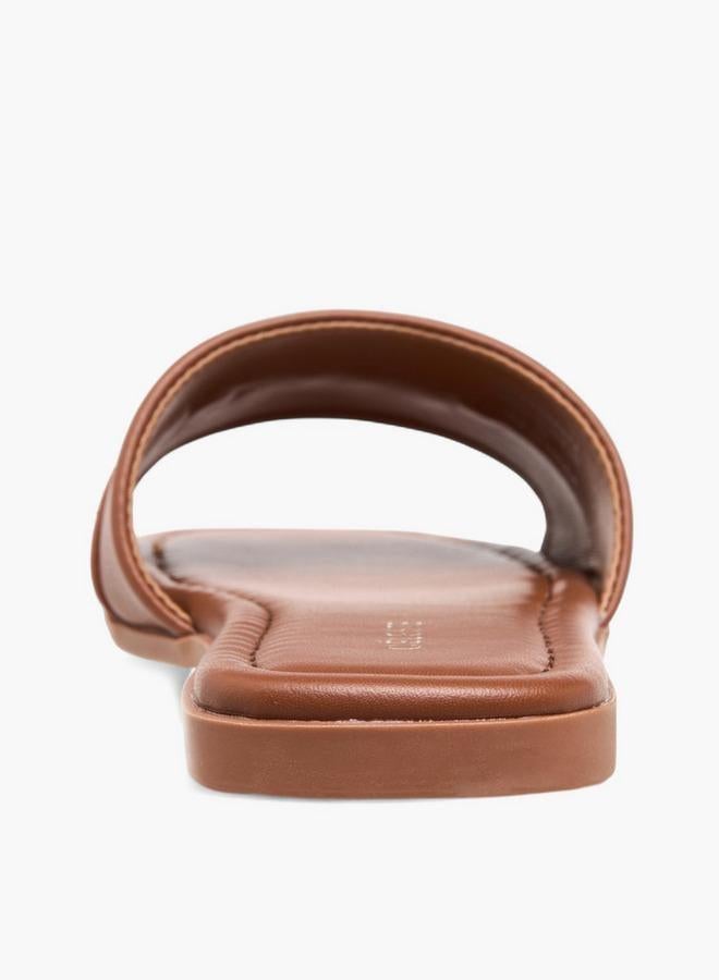 سيليست صنادل نسائية سهلة الارتداء بتفاصيل إبزيم - Image 5