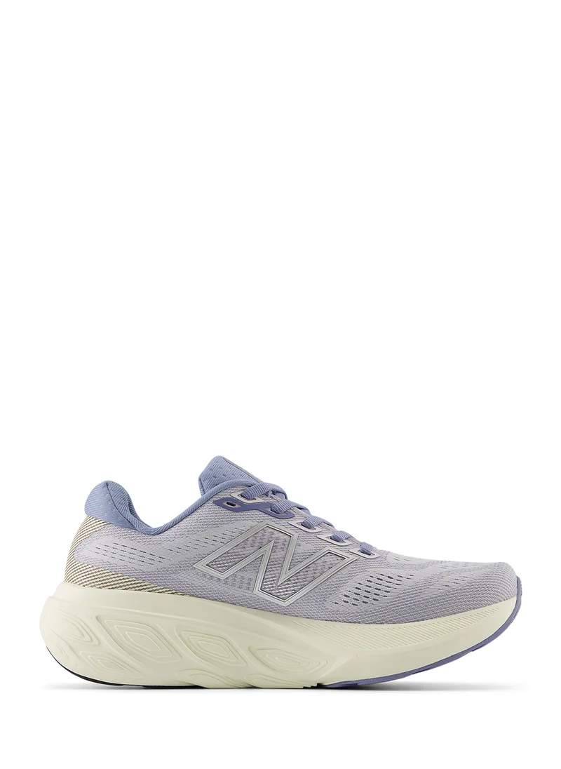 New Balance 880 Sports Shoes