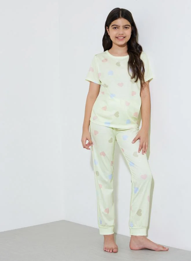 Styli Teen Girls Yellow Heart Print T-Shirt and Cuffed Pants Pyjama Set