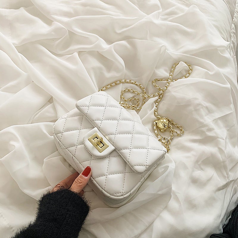 2022 Popular All-Match Women'S Bag Shoulder Crossbody Bag Rhombic Chain Fashionable Niche Simple Retro - Image 3
