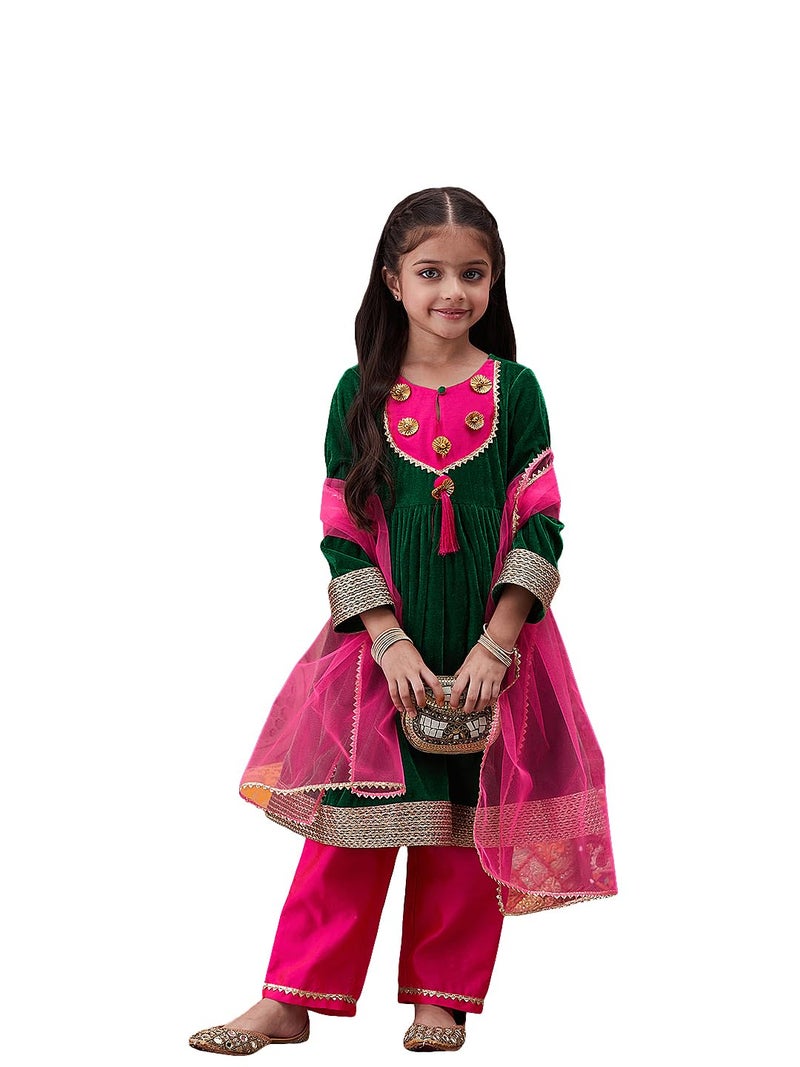 Pspeaches Girls Velvet Full Sleeves Solid Kurta And Pant With Dupatta 3 Piece Set|Ethnic Wear For Kids Girls|Traditional & Festive Outfit 10-12 Year Green & Pink - Image 5