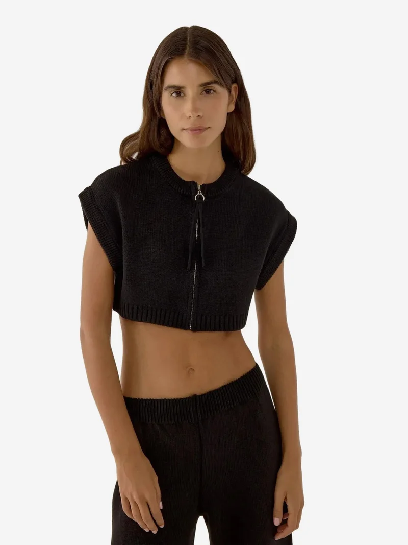 زوبعة طقم كروب توب وبنطلون محبوك بسحاب