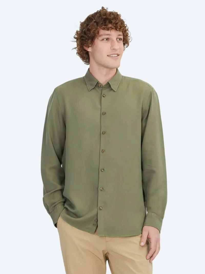 كيب قميص كاجوال بلون الكاكي بقصة عادية من قماش محبوك