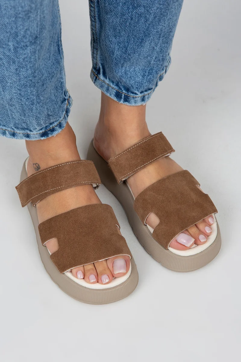 Manijero Manijero Seina Women's Genuine Leather Velcro Tan Slippers