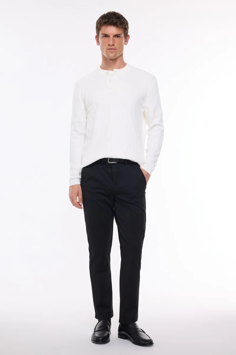 ديفاكتو Standard Fit Button-Up Basic Knit Pullover