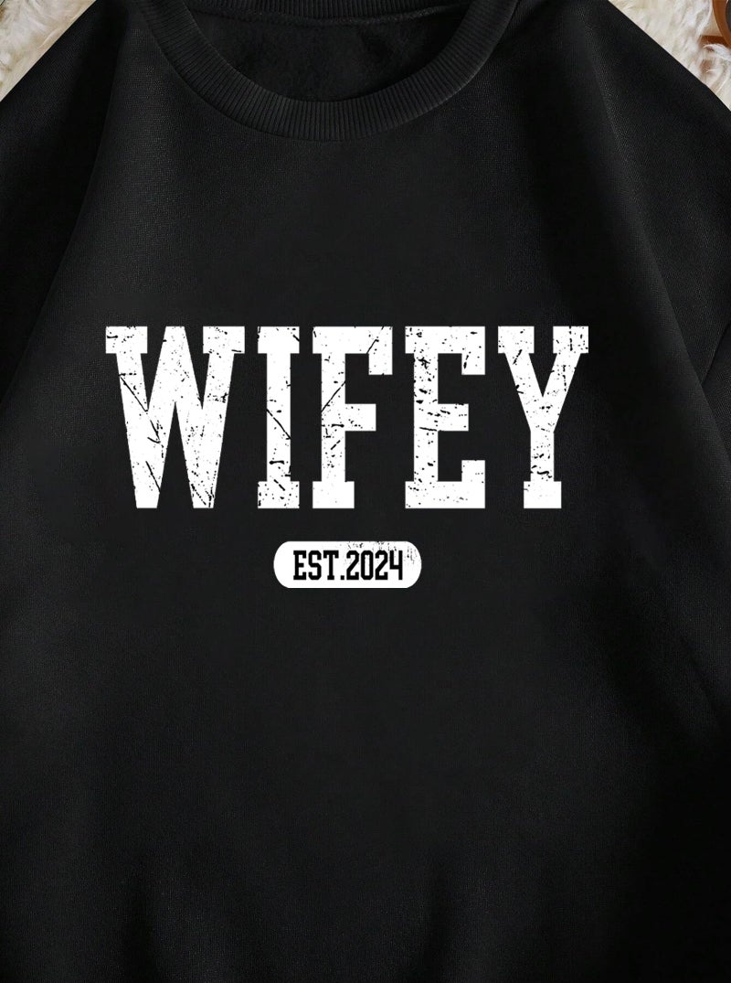 Hilinker Women's Cute Graphic Crewneck Sweatshirts Casual Loose Long Sleeve Pullover Tops Black Wifey Small - Image 5