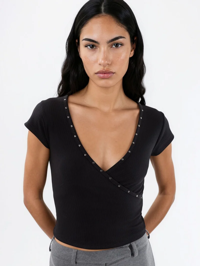 بوسيم BUSEM V-Neck Ribbed Slim Fit Blouse