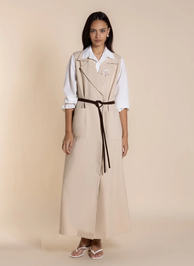 شايبس DETAILED MAXI DRESS WITH BELT