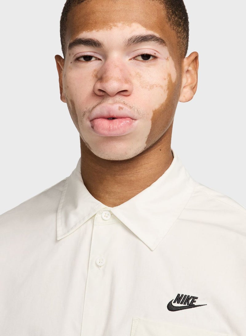 Nike Club Oxford Buttonup Shirt - Image 3