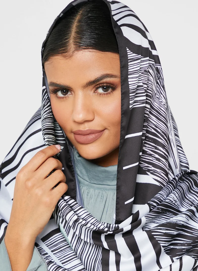 Tuva Shawl by Modanisa Twill Scarf