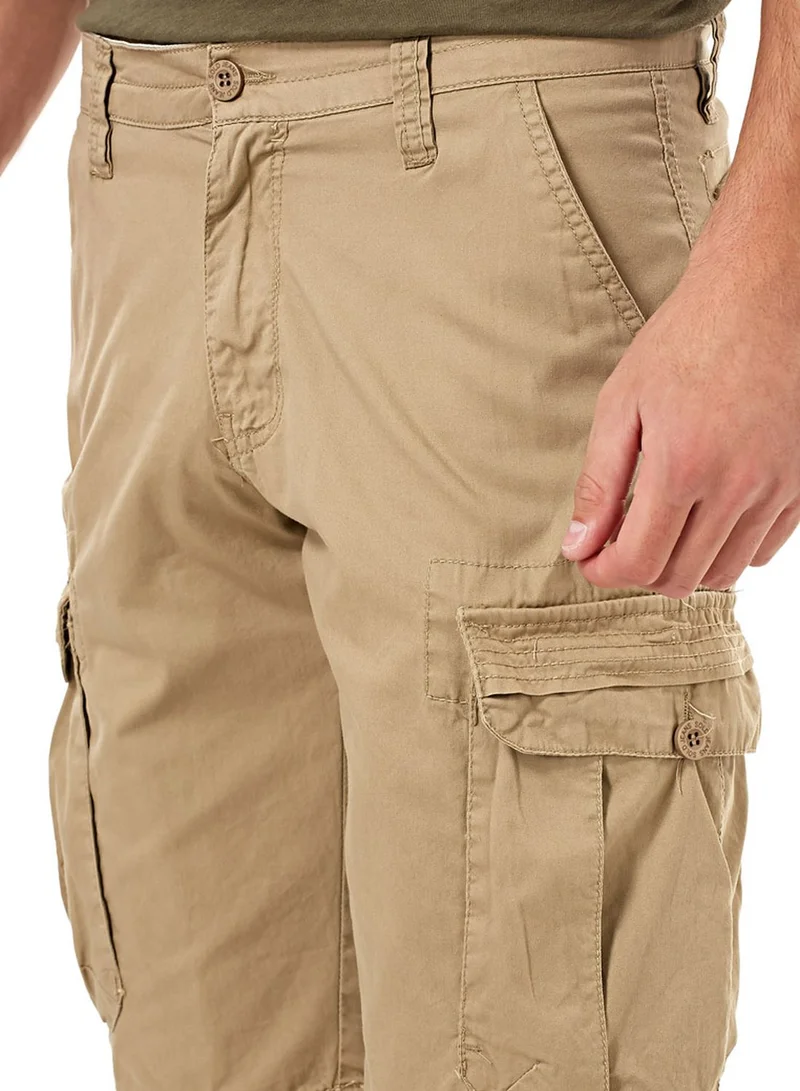 !Solid Amin Cargo Shorts