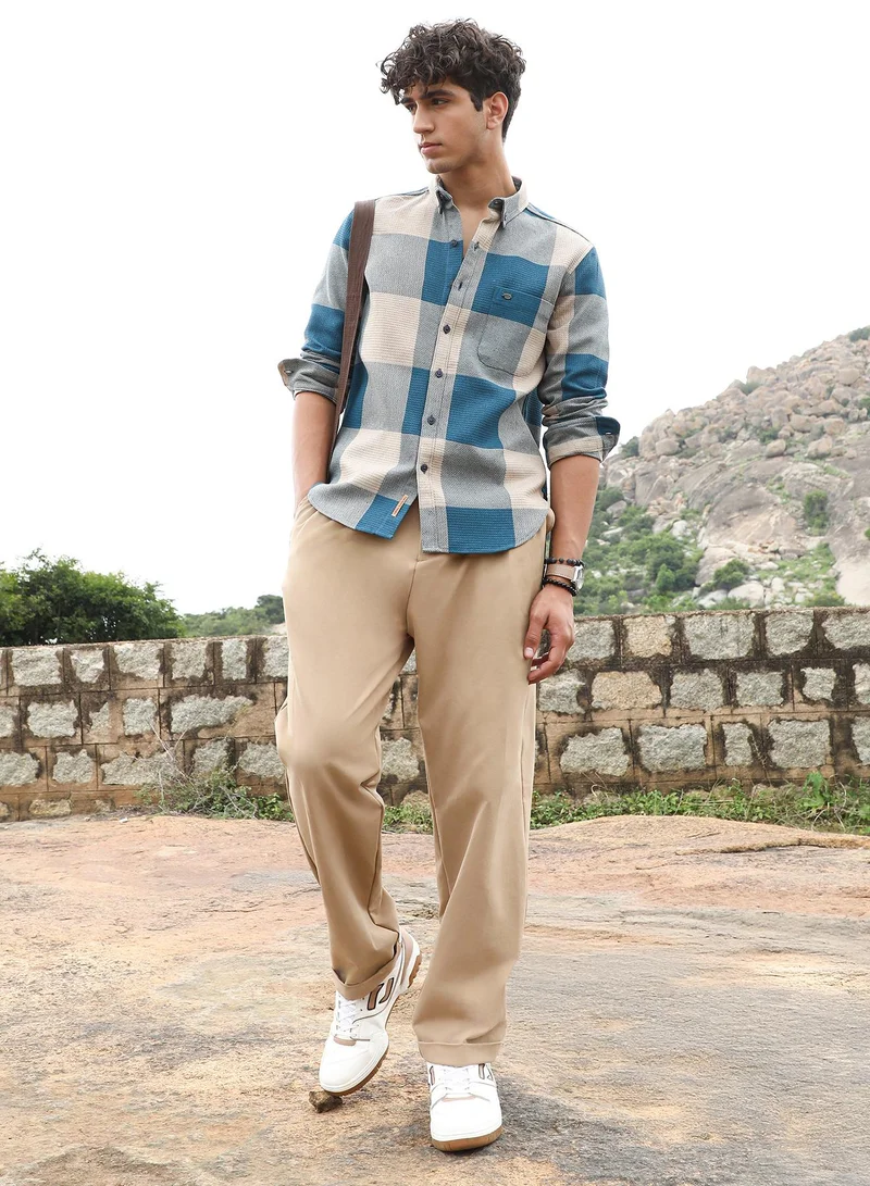 Campus Sutra Campus Sutra Men's Azure Blue & Off-White Buffalo-Woven Regular Shirt | Button-Down Collar , Long Sleeve Cuffed Sleeves , Button Closure | Checks Checks | Cotton Shirt For Casual Wear