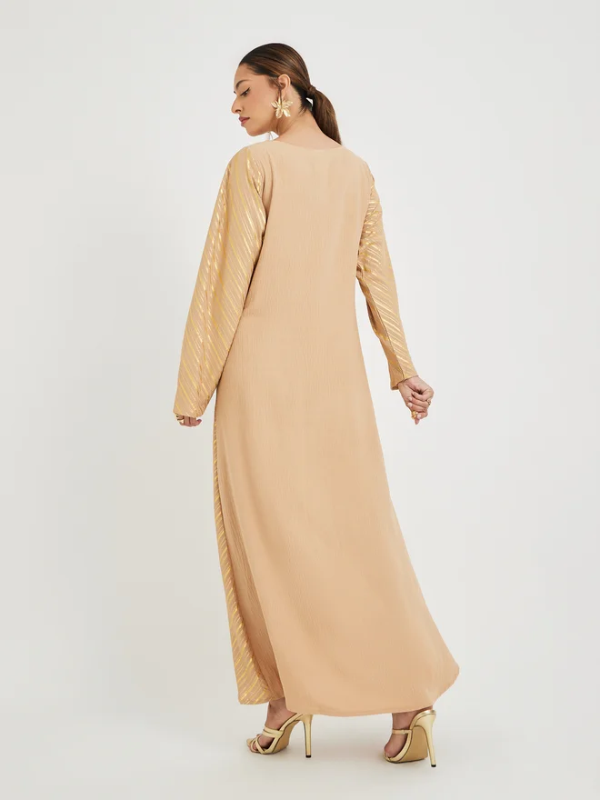 Styli Amirah Foil Print Notch Neck Jalabiya