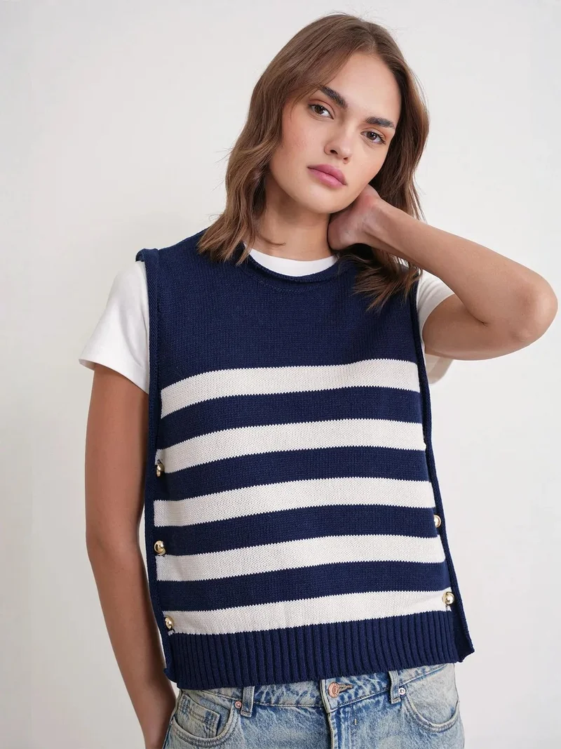 MixRay MIXRAY Striped Knit Top with Button Detail