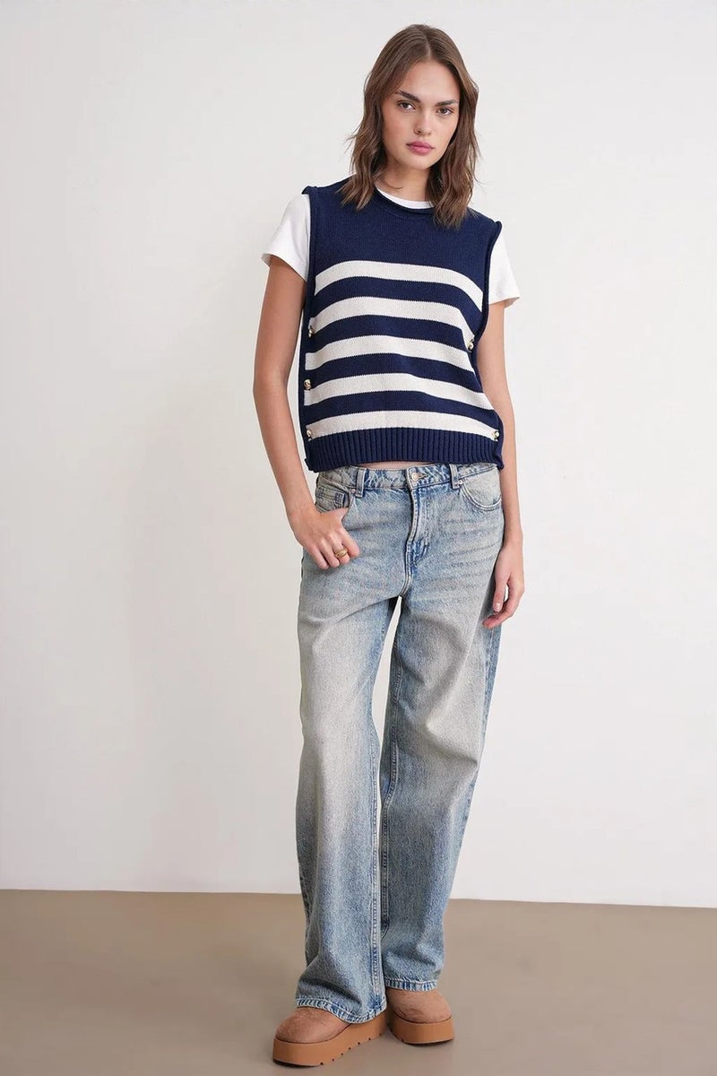 MIXRAY Striped Knit Top with Button Detail - Image 2
