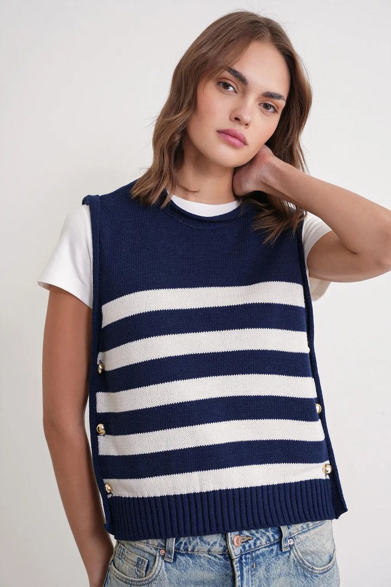 MIXRAY Striped Knit Top with Button Detail - Image 1
