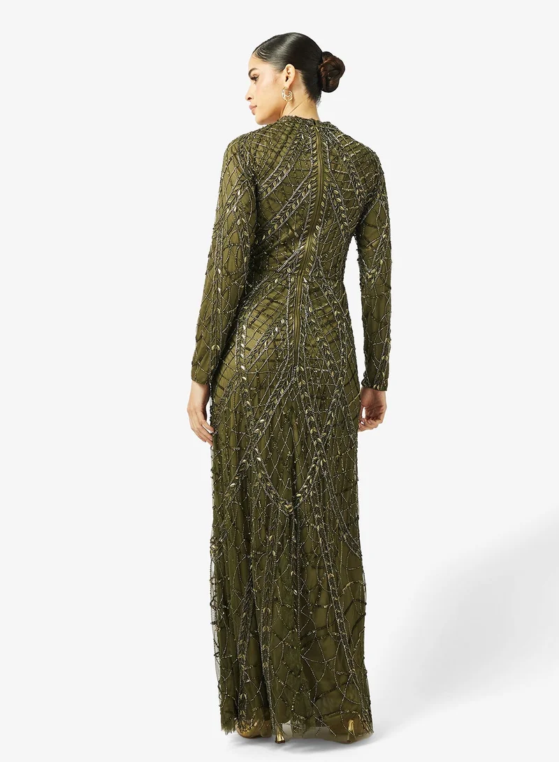 ماري فستان سهرة مطرز بالترتر