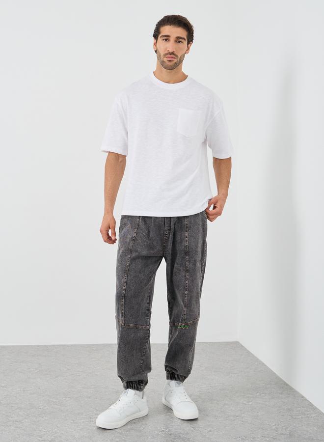 Styli Crew Neck Textured Oversized T-Shirt with Chest Pocket - Image 2