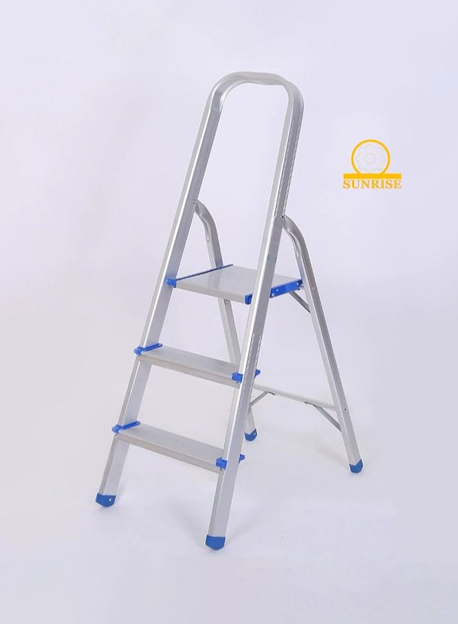 صن رايز 3 خطوات سلم قابل للطي درجات من الالومنيوم مضاد للانزلاق مع منزلي محمول خفيف الوزن ومتعدد الاغراض - Image 1