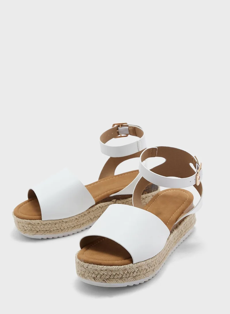ترافل من نمشي Flatform Espadrille Wedge Sandal