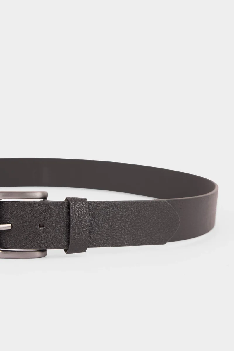 ديفاكتو Man Rectangle Clasp Faux Leather