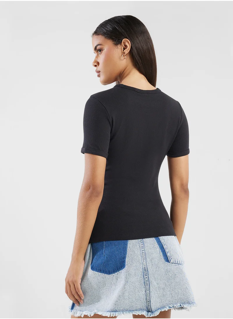 اديداس Campus Logo T-Shirt