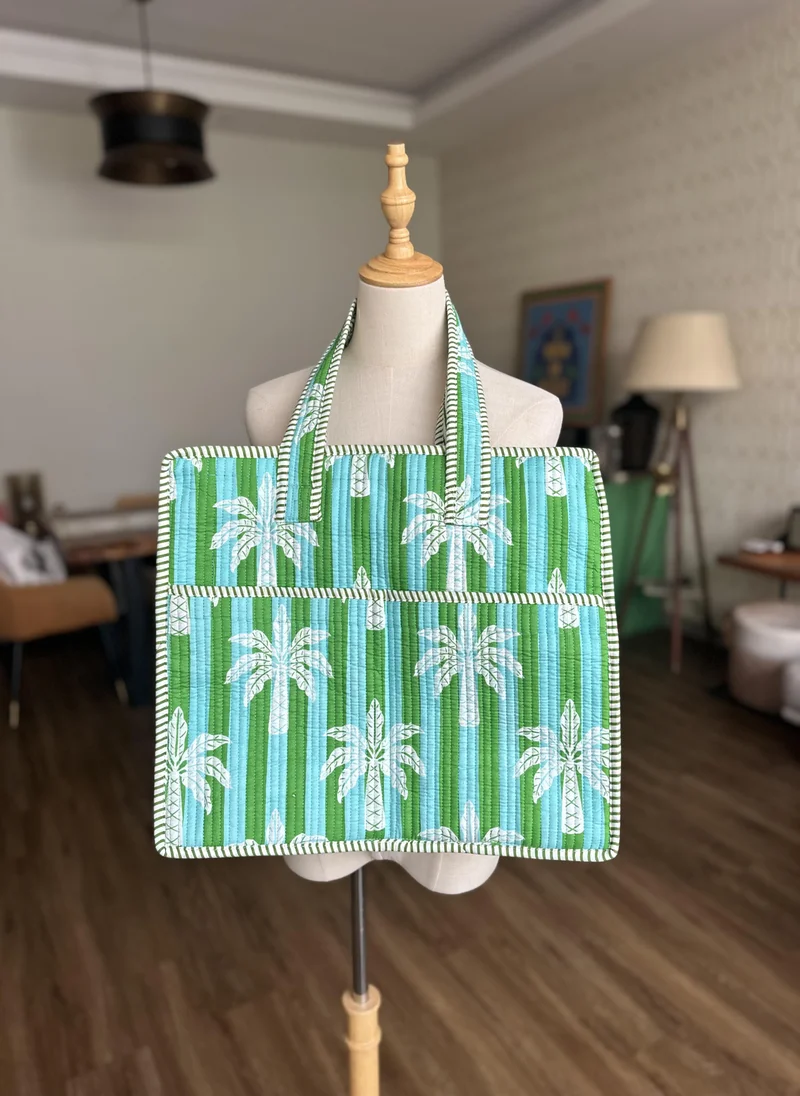 كشمش OASIS TOTE BAG
