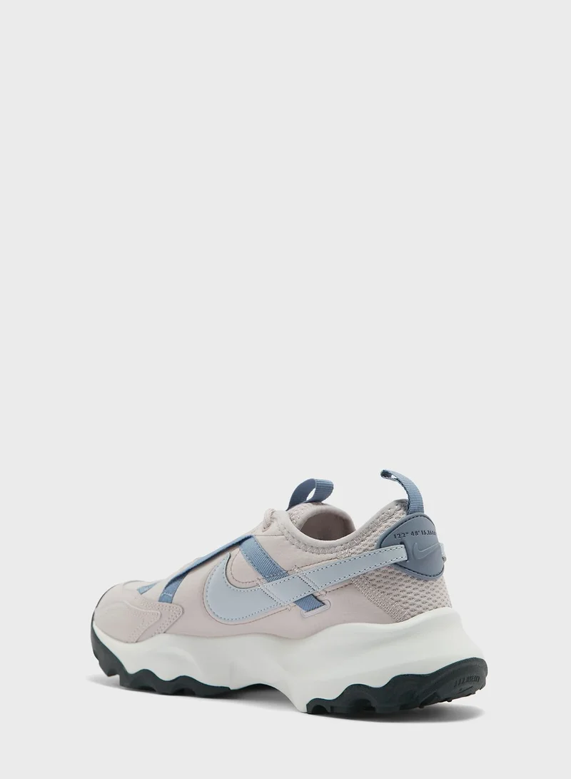 Nike Tc 7900