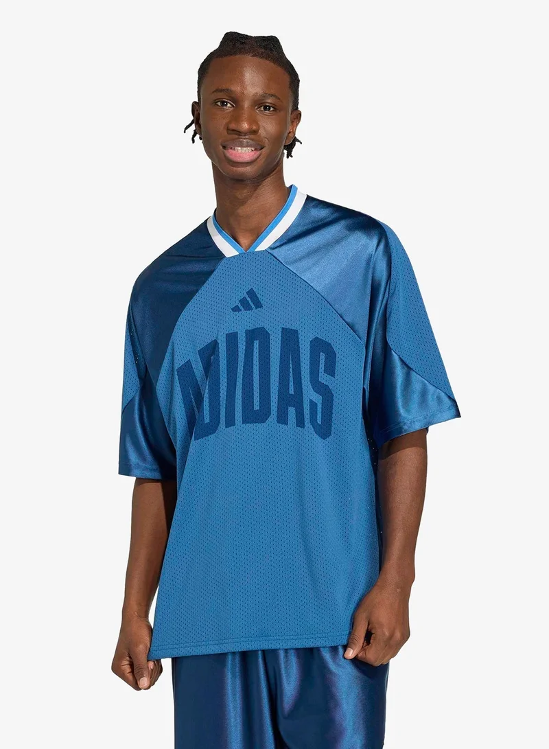 اديداس تيشيرت شبكي برسومات الملعب