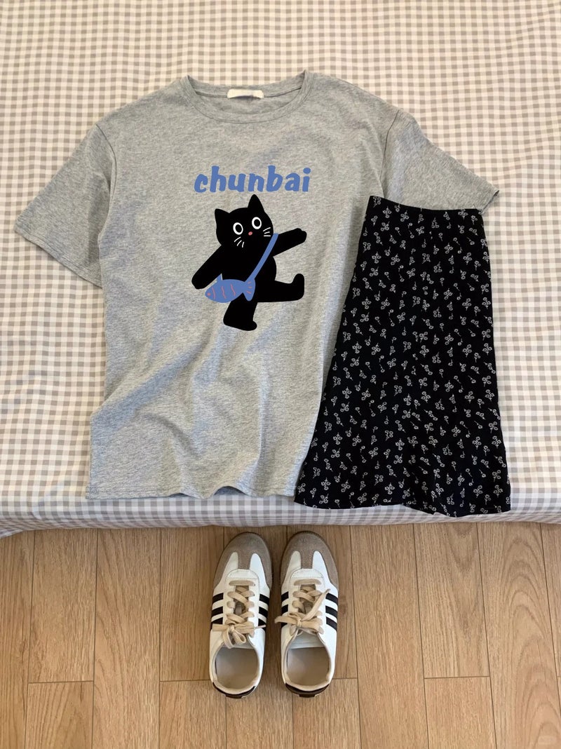 Light Blue Cat Print Short-Sleeved Women'S 2025 Summer Unique Niche Age-Reducing Top Pure Cotton Right Shoulder Slimming Look T-Shirt - Image 1