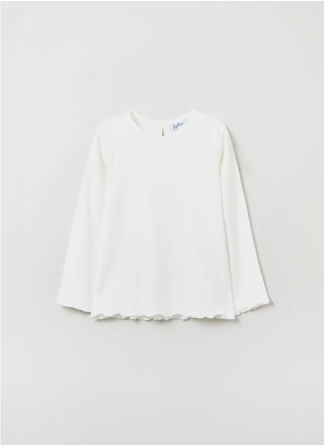 او في اس T-shirt with long ribbed sleeves