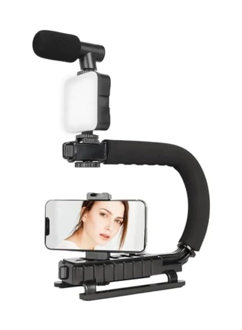 مجموعة فيديو محمولة – تشمل إضاءة LED وميكروفون بندقية وحامل موبايل وحامل ثلاثي قابل للتمديد – مثالية لصناعة المحتوى بالموبايل