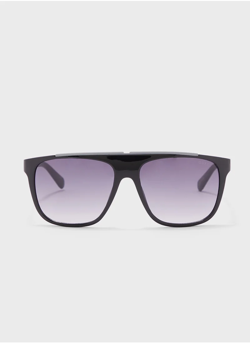 GUESS Uv Protected Polarized  Wayfarer Sunglasses