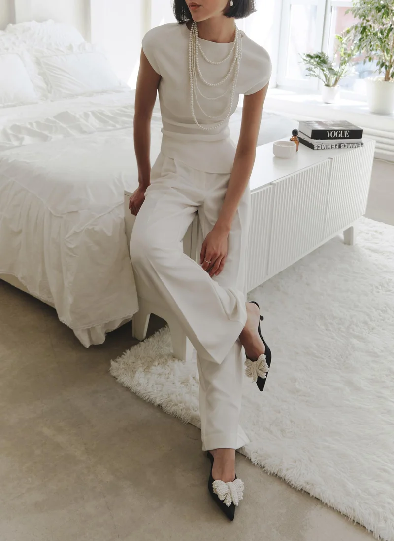Lichi Fitted T-shirt with full-length sleeves