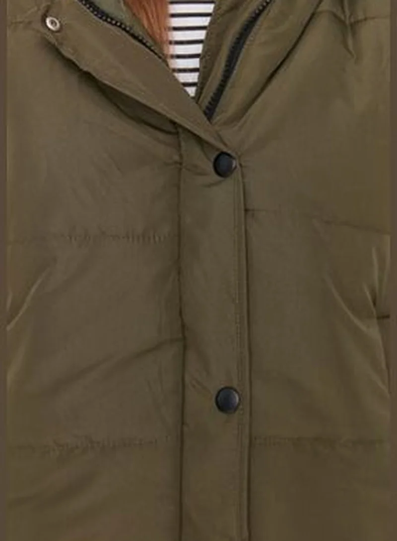 trendyol Khaki Oversize Hooded Zippered Down Jacket TWOAW21MO0144