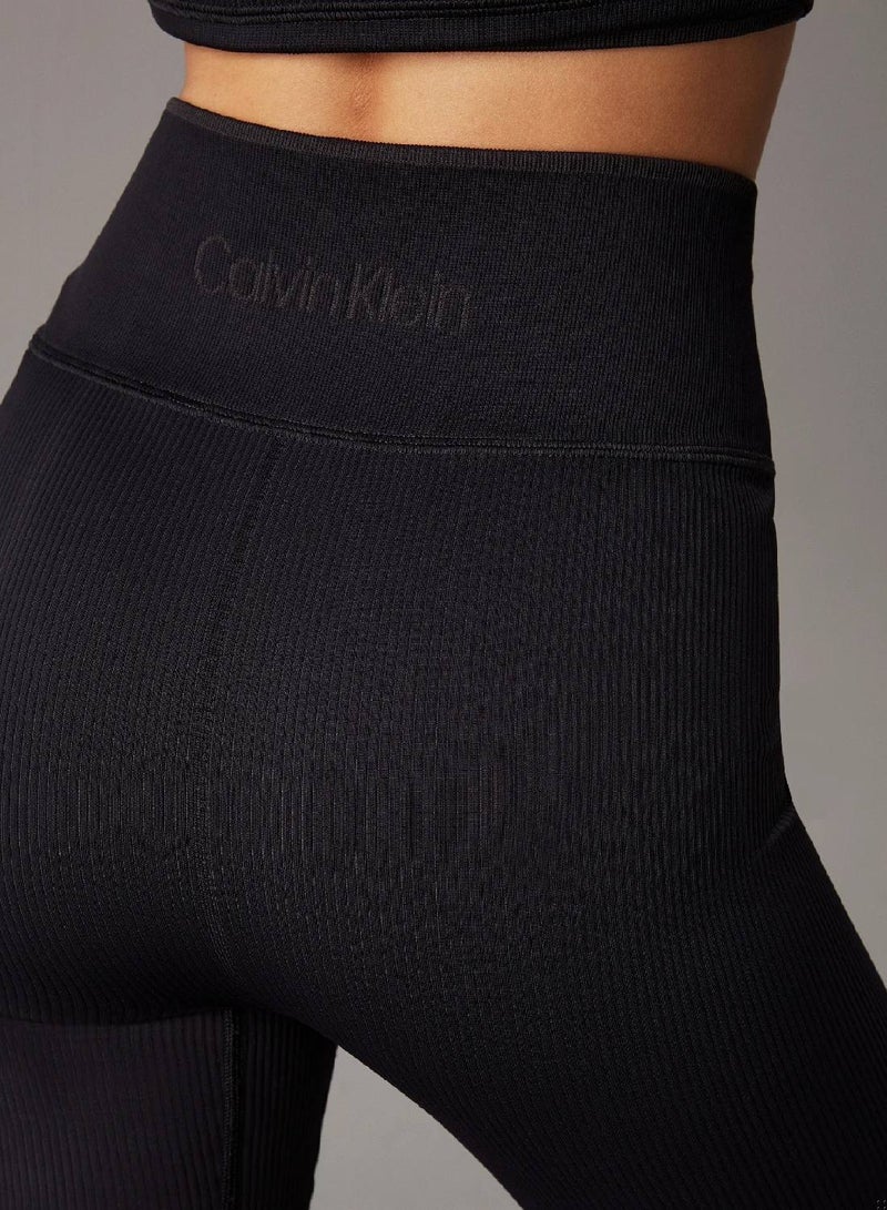 CALVIN KLEIN Tight Gym Shorts - Image 3