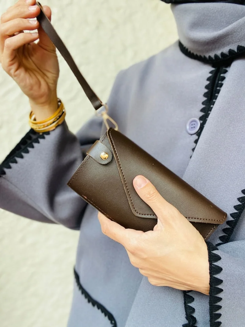 Çanta Trend Brown Color Faux Leather Women's Wallet with Phone, Credit Card, Coin and Paper Money Compartments