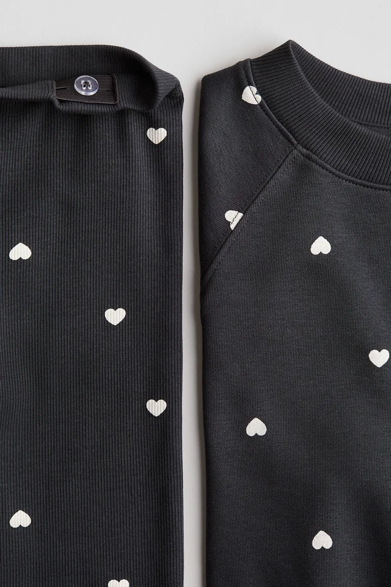 H&M 2-piece sweatshirt and leggings set