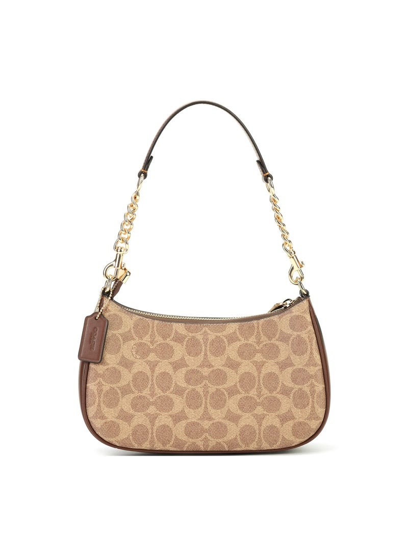 coachoutlet Teri Shoulder Bag In Signature Canvas - Image 4
