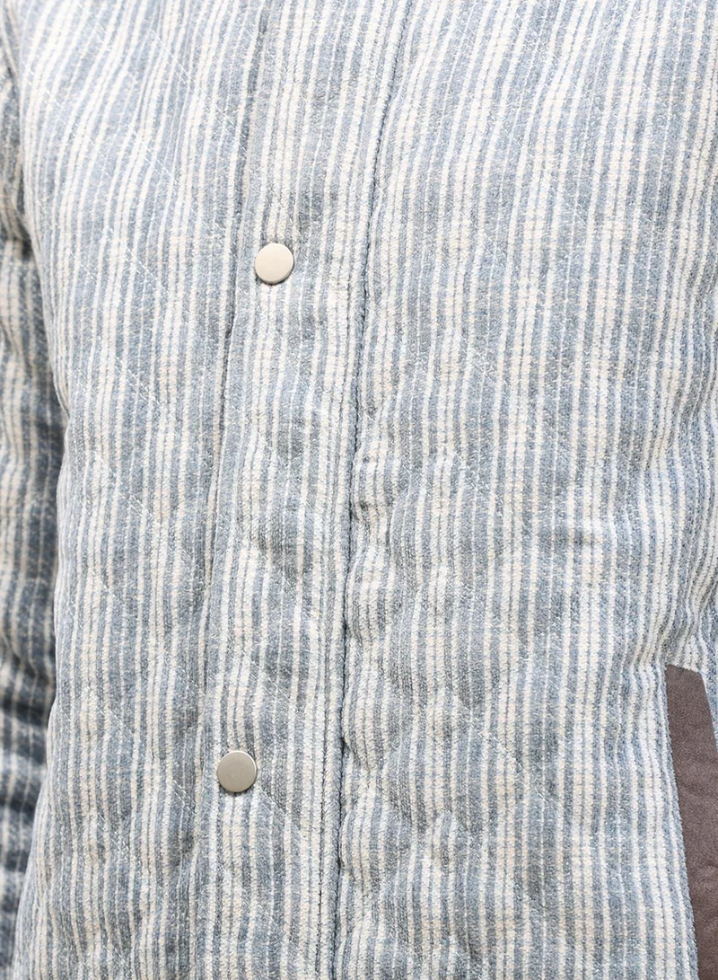 كامبوس سوترا Men's White & Light Grey Striped Quilted Bomber Jacket
