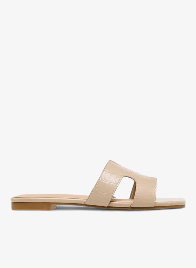 Flora Bella By Shoexpress Women Textured Sandals