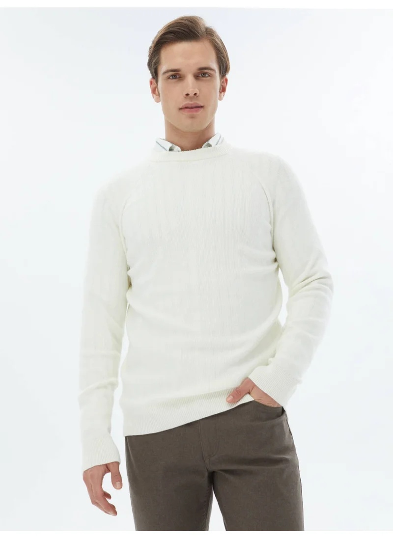 Kip Ecru Crew Neck Patterned Sweater