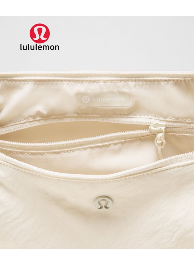 lululemon Slouchy  Crossbody Bag - Large Capacity, Sports-Friendly, Portable Storage - Image 3