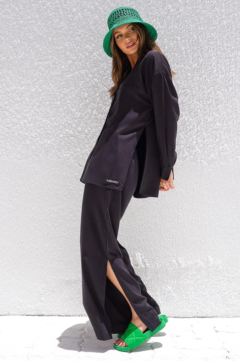 نوماد Wide Leg Trouser with Side Slit