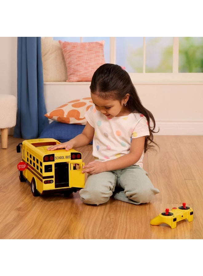 Battat - Driven School Bus with Remote Control - WH1228Z - Image 4